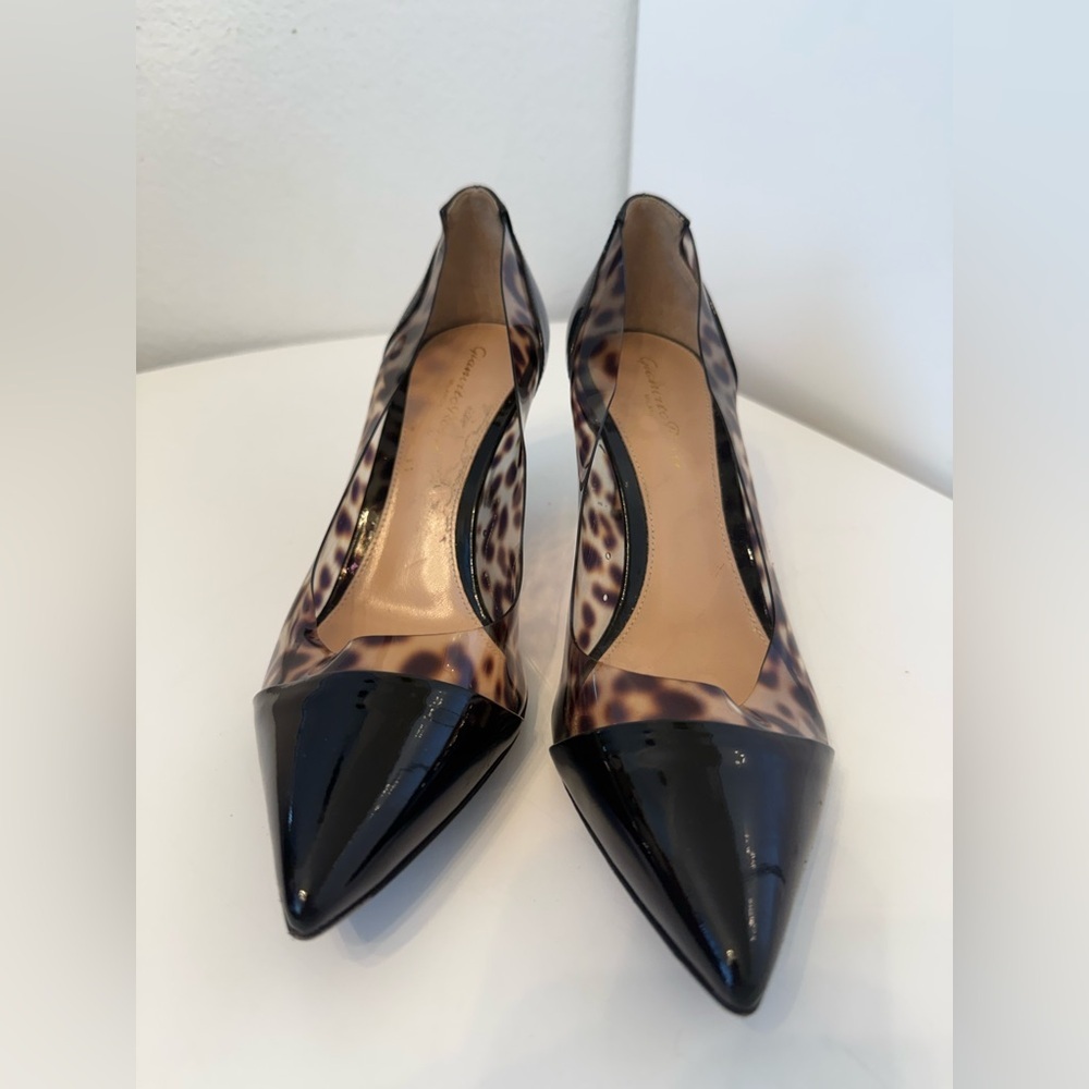 Gianvito Rossi Plexi pumps size 37